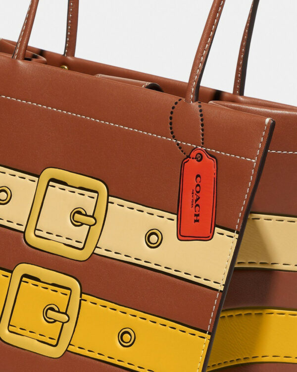 Coach Cashin Carry Tote 22 With Trompe Loeil Print (1941 Saddle Multi) Boutique Transfer Comes With Dustbag,paperbag And Box - Image 5