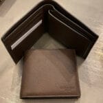 COACH COMPACT ID WALLET IN SPORT CALF LEATHER (MAHOGANY)