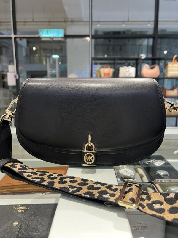 Michael Kors Mila Medium Leather Leather Messenger (black Multi) - Image 4