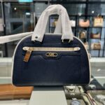 Michael Kors Williamsburg Small Pebbled Leather (navy Multi) - Boutique Collection