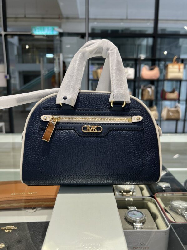 Michael Kors Williamsburg Small Pebbled Leather (navy Multi) Boutique Collection