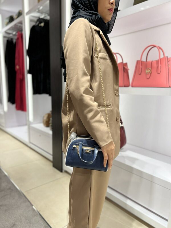 Michael Kors Williamsburg Small Pebbled Leather (navy Multi) Boutique Collection - Image 4