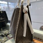 35H3G4ML3B BROWN