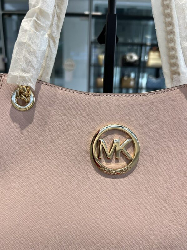 Michael Kors Jet Set Travel Saffiano Large Shoulder Bag (blossom) - Image 3