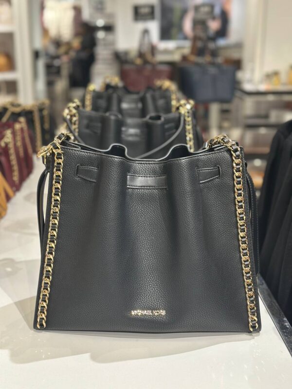 [Pre Order]-Michael Kors Mina Large  Chain Shoulder Bag (black) - Image 3