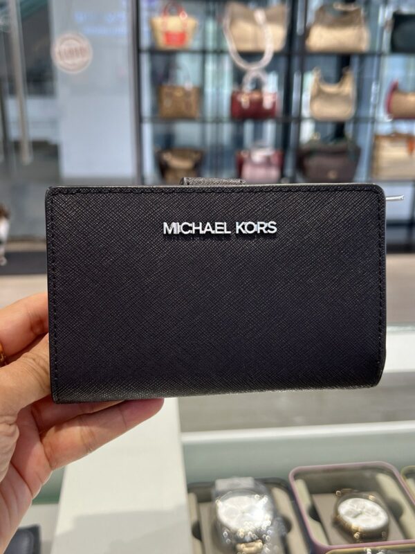 Michael Kors Jet Set Travel Saffiano Leather Bifold Zip Coin Wallet (Black)
