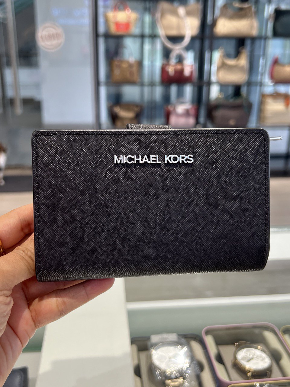 Michael kors bifold zip coin wallet online