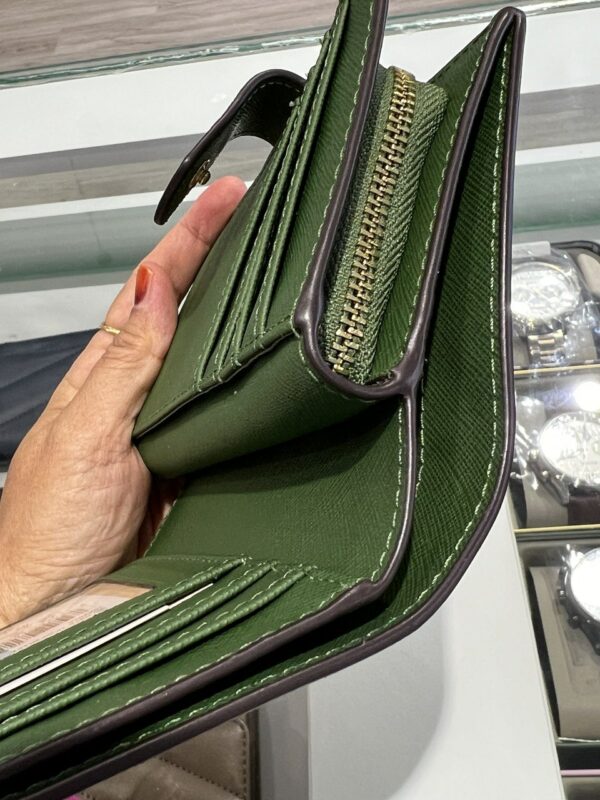 Michael Kors Jet Set Travel Saffiano Leather Bifold Zip Coin Wallet (Fern Green) - Image 3