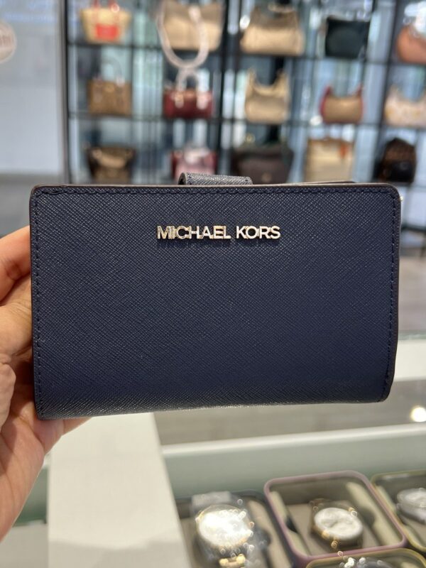 Michael Kors Jet Set Travel Saffiano Leather Bifold Zip Coin Wallet (Navy)
