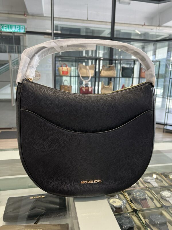 Michael Kors Dover Large Shoulder Bag (Black)