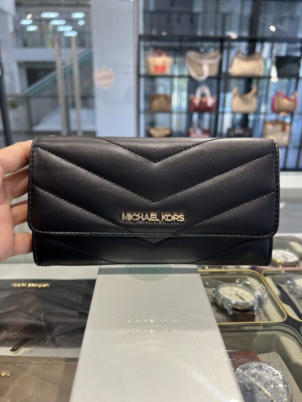 Michael Kors Jet Set Travel Leather Quilted Large Trifold Wallet (Black)