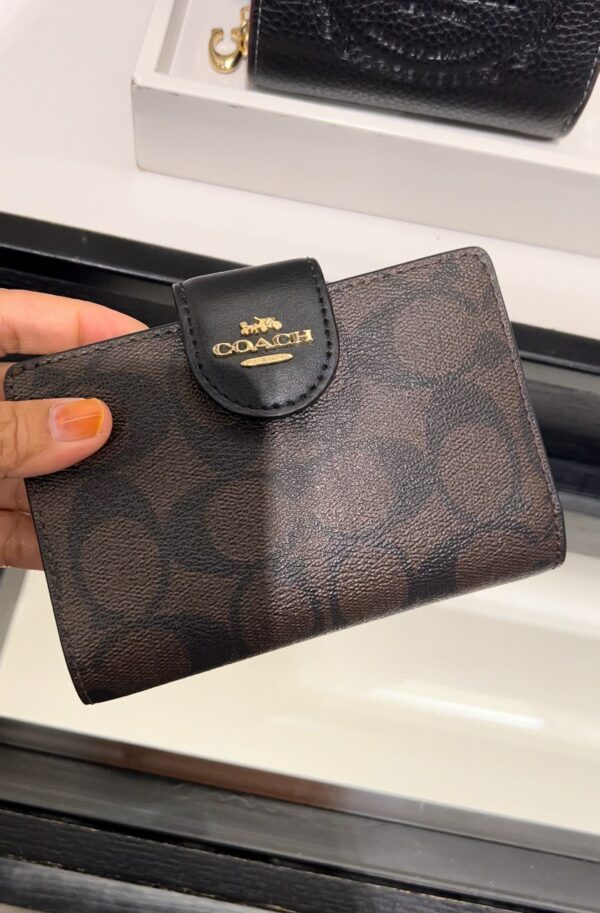 In Transit-Coach Medium Corner Zip Wallet In Signature (Brown Black) - Image 2