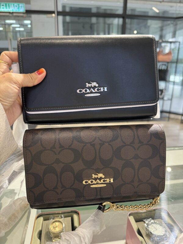 [Pre Order]- Coach Flap Clutch Crossbody (Black) - Image 7
