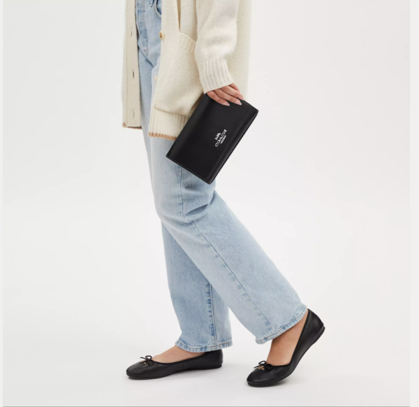 [Pre Order]- Coach Flap Clutch Crossbody (Black) - Image 3