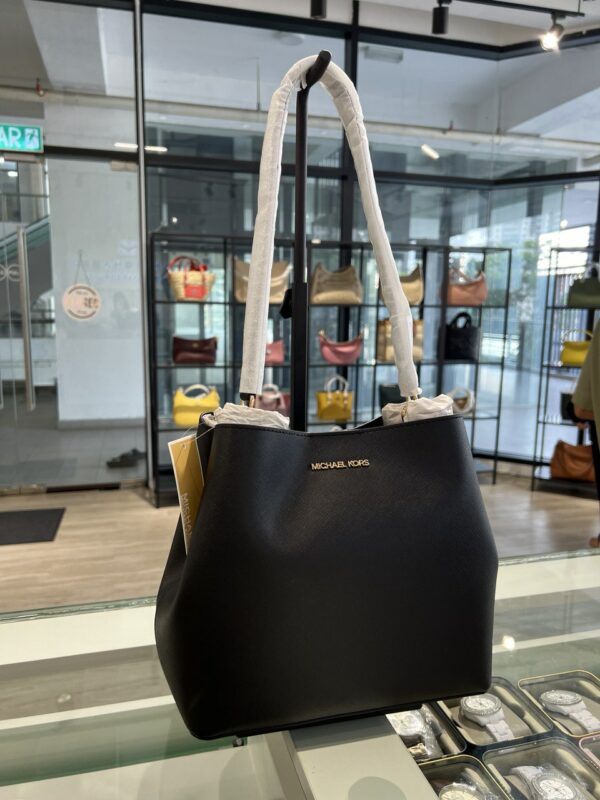 Michael Kors Pratt Bucket Medium Shoulder (Black) - Image 4