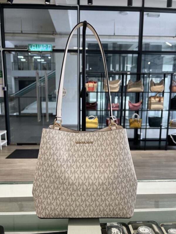 Michael Kors Pratt Bucket Logo Medium Shoulder (Vanilla)