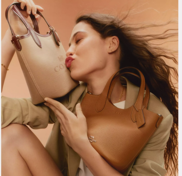 Coach Hanna Bucket Bag In Signature Canvas (Brown Black) - Image 2