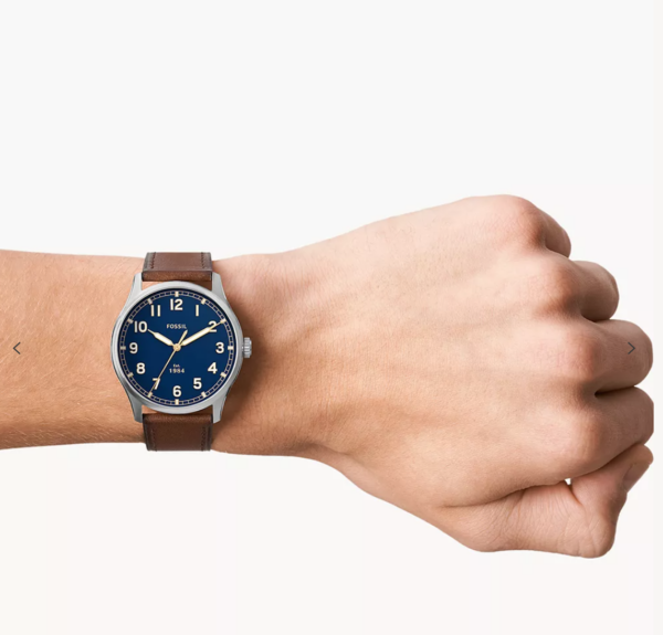Fossil Dayliner Three-Hand Navy Leather Watch Men (FS5923) - Image 2