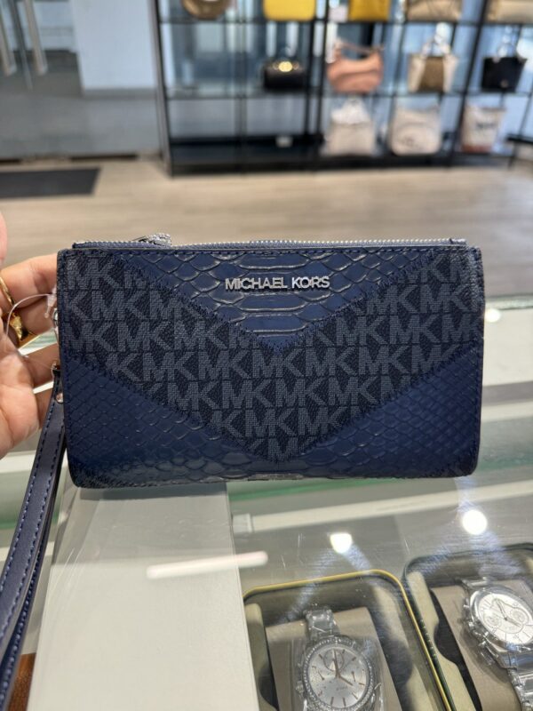 Michael Kors Jet Set Travel Large Double Zip Wallet Wrislet(Navy Multi)