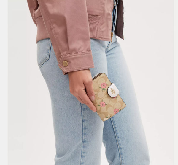 Coach Medium Corner Zip Wallet In Signature Canvas With Floral Print (Chalk Multi) - Image 2