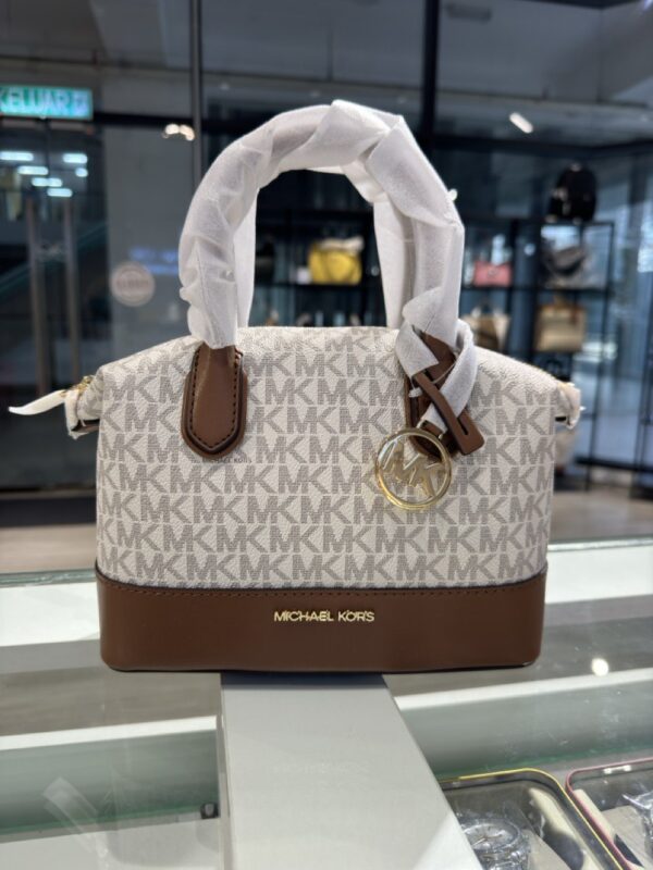 Michael Kors Hyde Small Logo Satchel (Vanilla)
