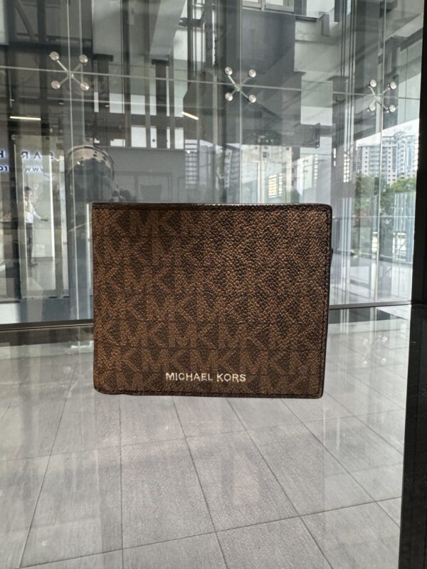 Michael Kors Cooper Billfold With Passcase Wallet in Signature (Brown)