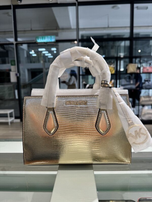 Michael Kors Sheila Small Satchel (Pale Gold)