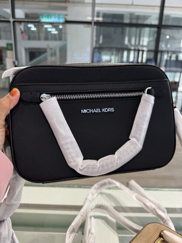 MERDEKA CLEARANCE - Michael Kors Jet Set Large Saffiano Leather Crossbody Bag (Black/RSKF) - Image 5