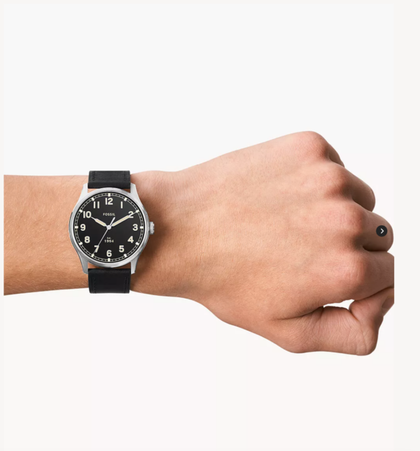Fossil Dayliner Three-Hand Black Leather Watch (FS5926) - Image 3