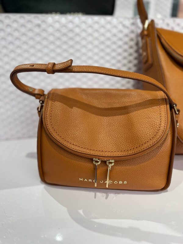Marc Jacobs The Groove Leather Mini Messenger (Smoke Almond) - Image 3