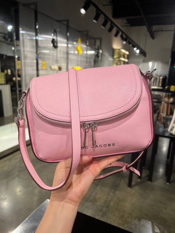 Marc Jacobs The Groove Leather Mini Messenger ( BubbleGum)