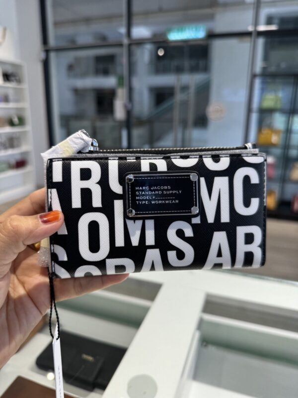 Marc Jacobs Medium Wallet (Black White)