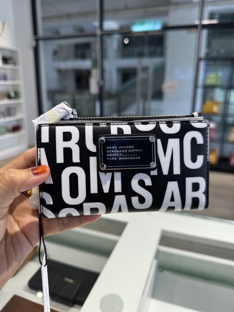 Marc jacobs medium wallet outlet