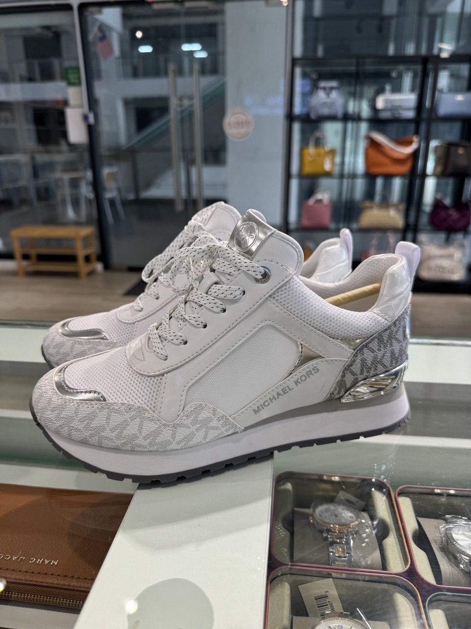 Michael Kors Allie Trainer White RSKF Size US7 Butik Sarah Shaber