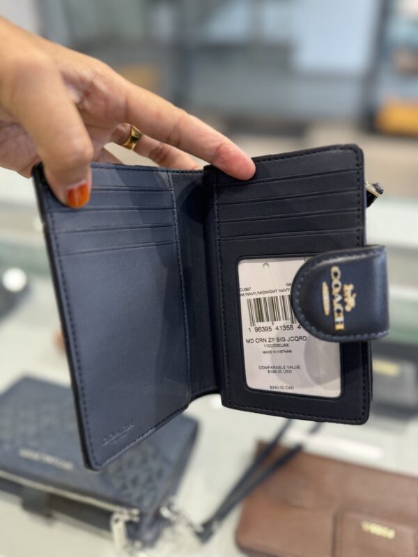 Coach Medium Corner Zip Wallet In Signature Jacquard (Midnight Navy) - Image 4
