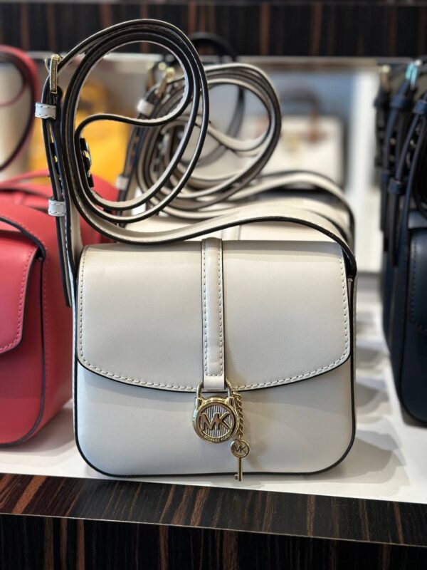 Michael Kors Lyra Messenger (Cream)