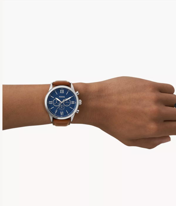 Fossil Flynn Chronograph Brown Leather Men Watch (BQ2125IE) - Image 2