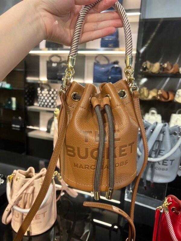 Marc Jacobs The Leather Mini Bucket Bag (Argan) - Image 2