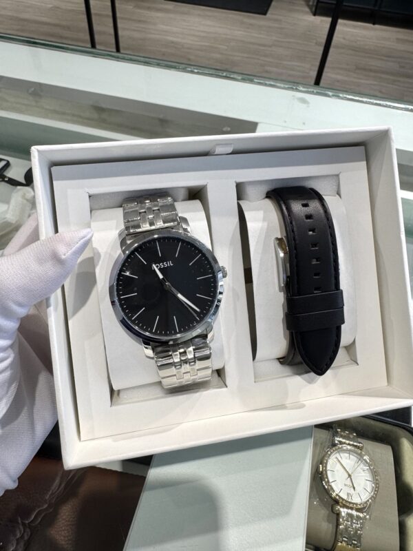 Fossil Luther Three-Hand Interchangeable Strap Gift Set (BQ2466SET) - Image 4