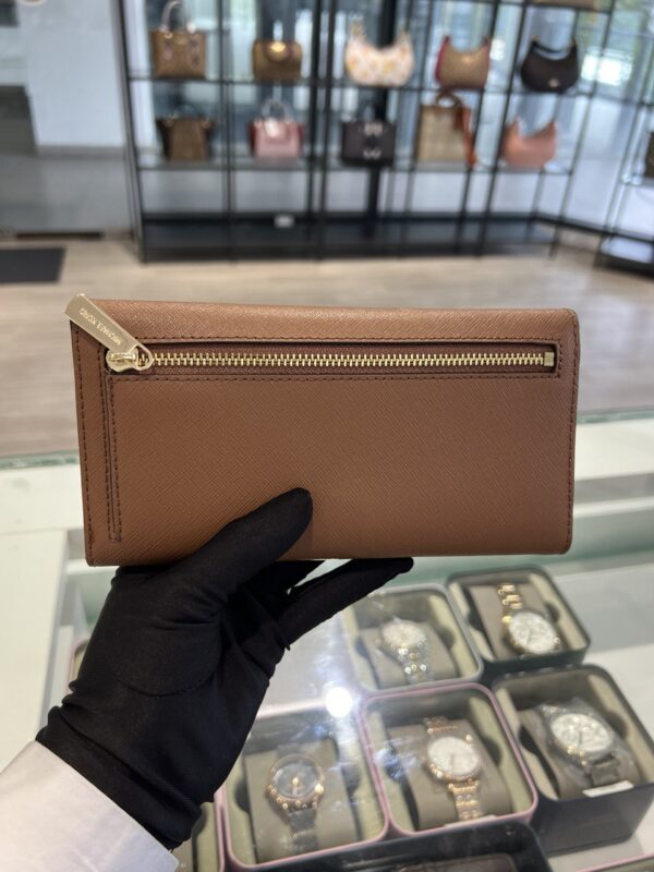 [Pre-Order] - Michael Kors Jet Set Travel Large Trifold Wallet (Luggage) - Image 2