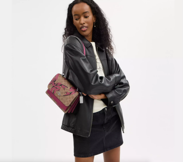 Coach Klare Crossbody Bag In Signature Canvas With Bow Print (Tan Pink Multi) - Image 3