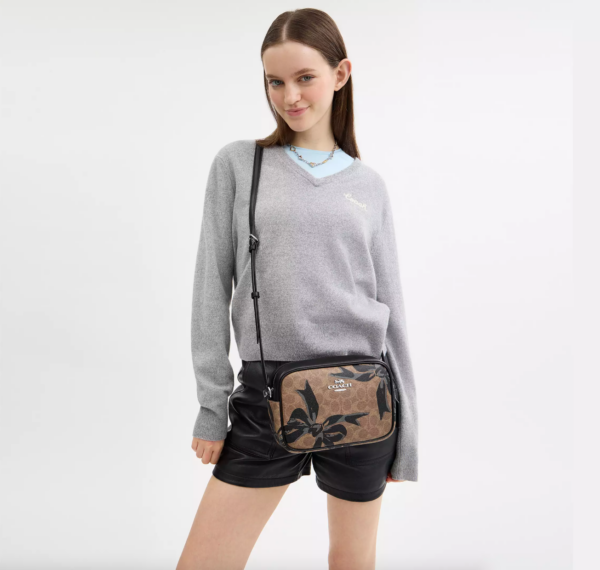 Coach Jamie Camera Bag In Signature Canvas With Bow Print (Tan Black Multi) - Image 5