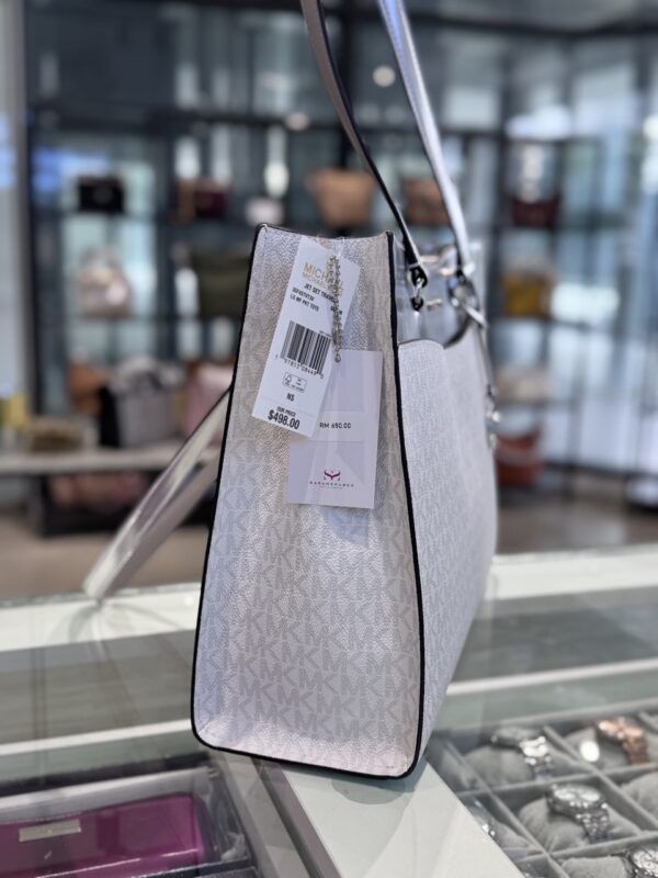 Michael Kors Jet Set Travel Large Signature Logo Pocket Tote Bag (Silver) - Image 3