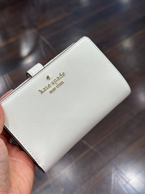 [Pre Order]- Kate Spade Madison Medium Bifold Wallet (Cream)