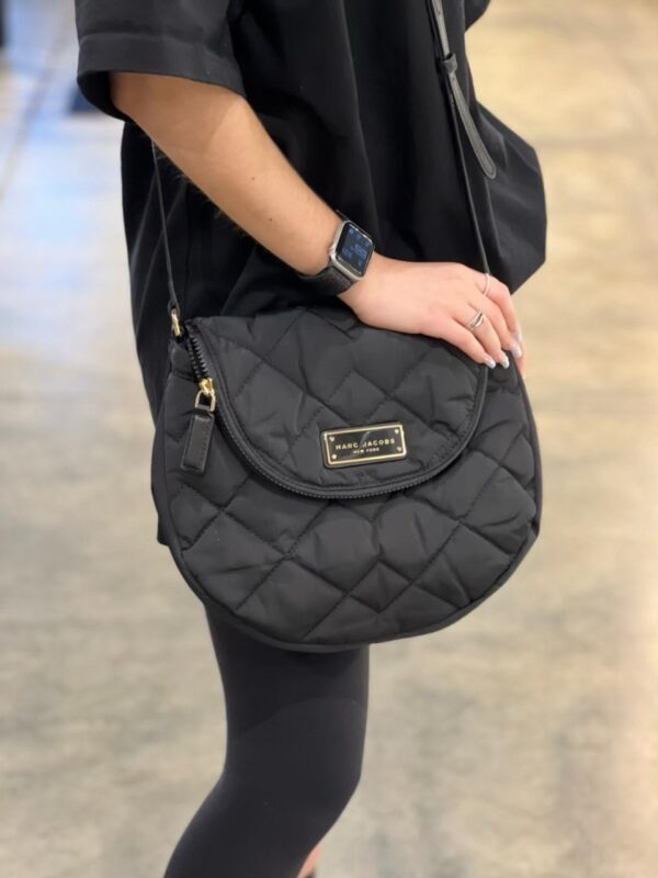 Marc Jacobs Preppy Quilted Nylon Large Messenger Bag (Black) - Image 4