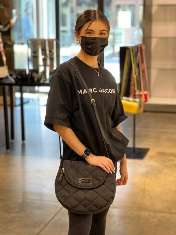 Marc Jacobs Preppy Quilted Nylon Large Messenger Bag (Black) - Image 3