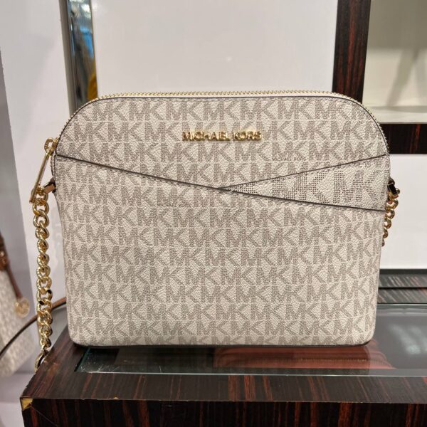 [Pre Order]- Michael Kors Jet Set Travel Medium Metallic Signature Logo Dome Crossbody Bag (Vanilla) - Image 5