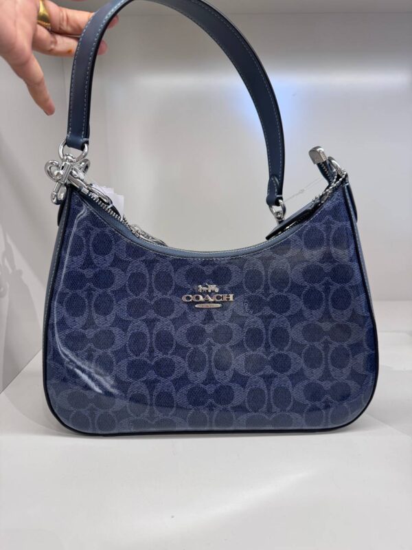 [Pre Order]-Coach Teri Hobo Bag In Signature Canvas (Dark Denim) - Image 7