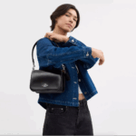 CY657 BLACK