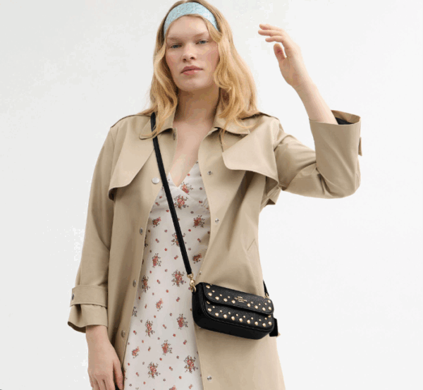 [Pre Order]- Coach Hailey Flap Bag With Rivets (Black) - Image 2